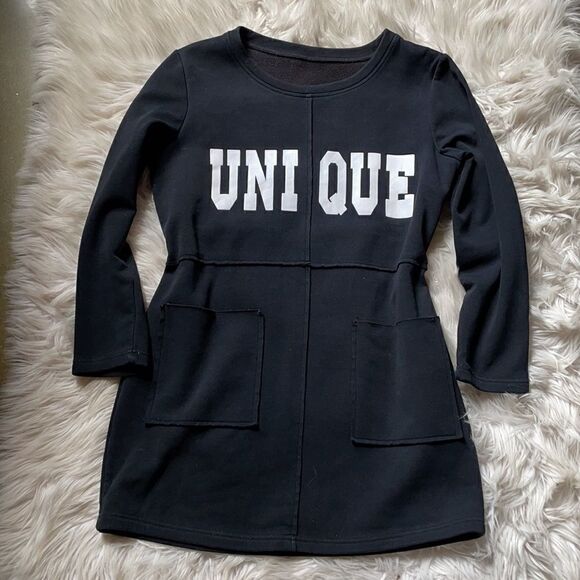 Black Fleece Lined “Unique” Pullover LONG Sweatshirt w/Pockets (Size: Small) - Picture 3 of 12